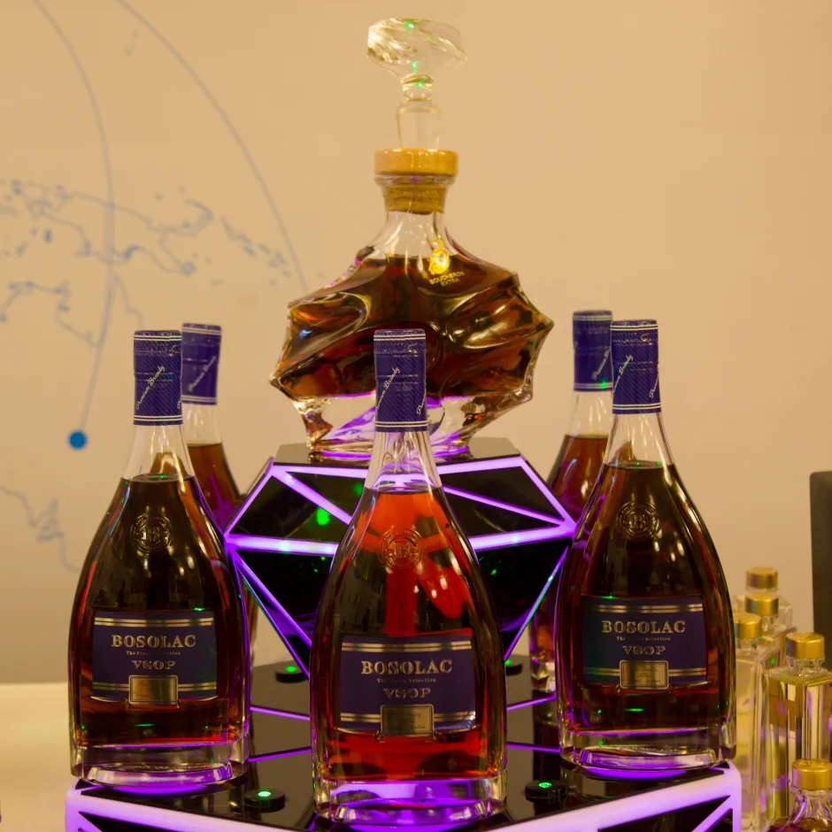 40%vol strong alcoholic beverages,Brandy or Whisky OEM produced, VSOP pure grape brandy