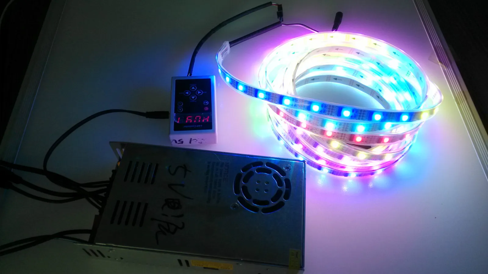 IP67 SMD 5050 Гибкая DC5V Адресуемая RGB Светодиодная лента WS2801 умная