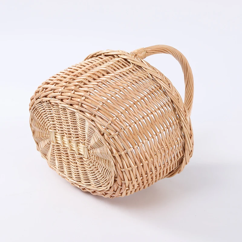 Widely Used Woven Willow Wholesale Empty Weave Handle Picnic Hamper Basket With Lid Gift Food Storage Basket