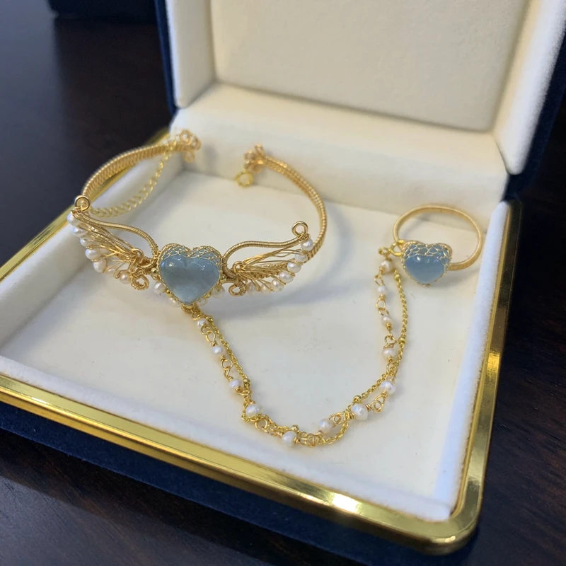 Sea blue treasure fashionable love flies angel bracelet ring cover adorn palace restore ancient ways luxuriant suit female high