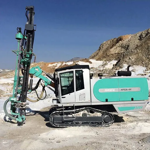 High quality automatic integrated rock blasting drill rig Pneumatic crawler dth Drilling machines for sale