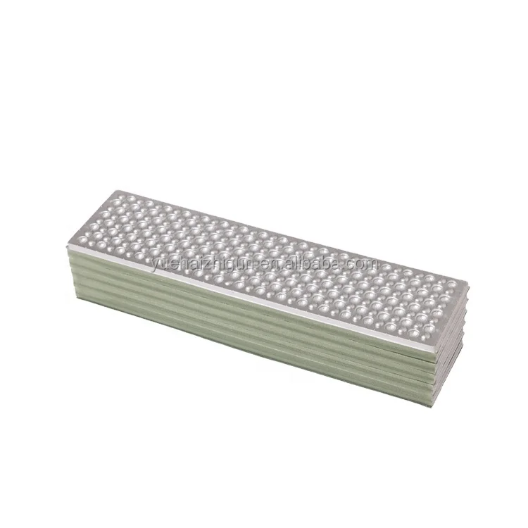 Ultralight outdoor hiking dampproof mattress xpe foam folding aluminum film camping mat for tent
