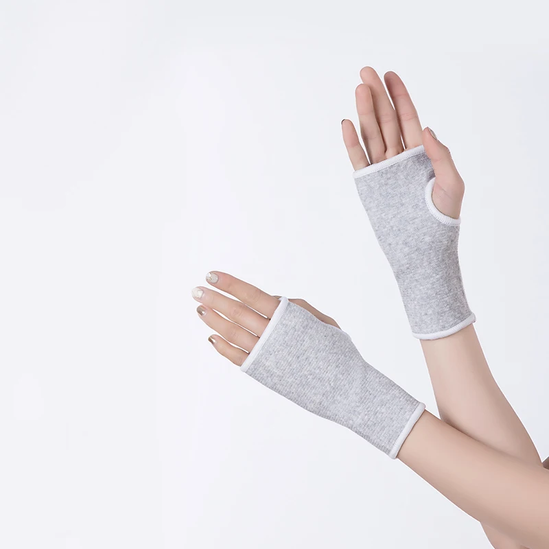 High elasticity compression plam support with an adjustable strap hand palm wrist support