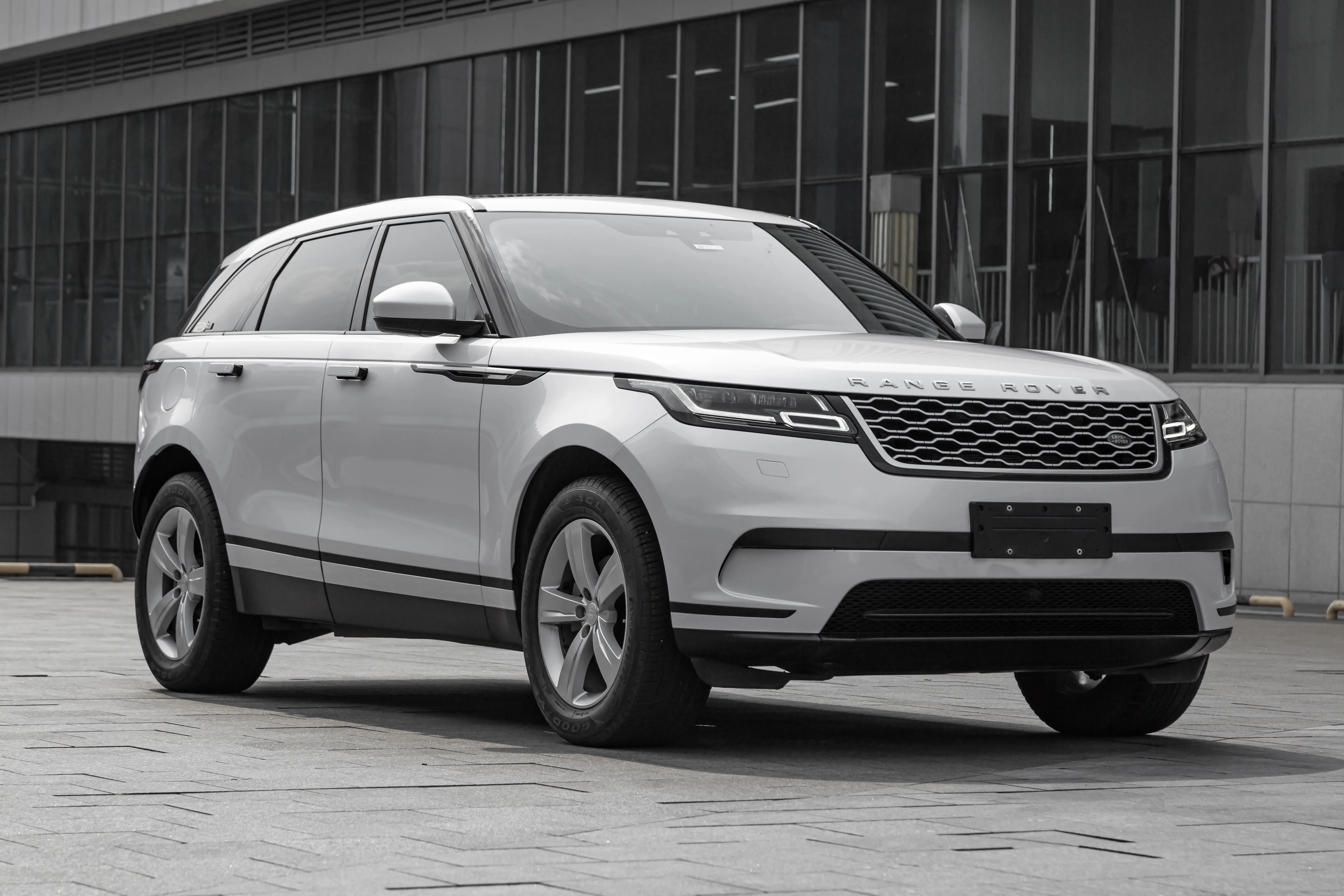 Used Mid-Size Suv Range Rover Voiture Velar 2018 P250s Sport Cars Awd Lhd Luxury Land Rover Cars For Sale Gasoline Vehicles