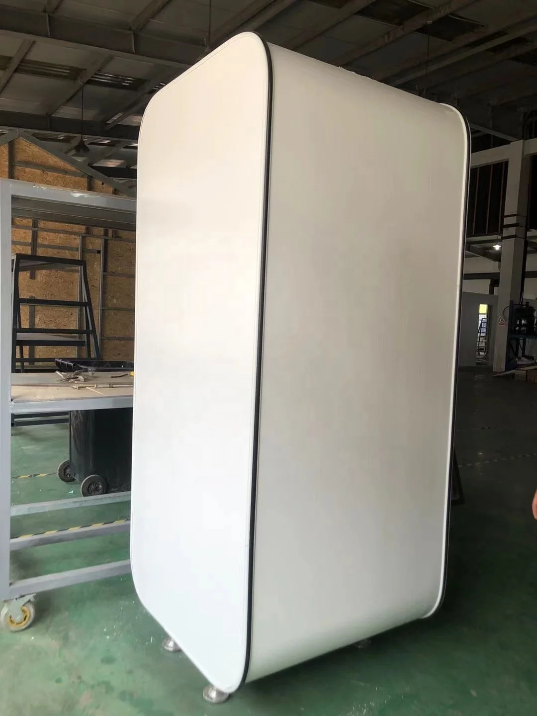 Modern soundproof private room acoustic 1 seater space meeting pod Office portable Mobile Single Pod