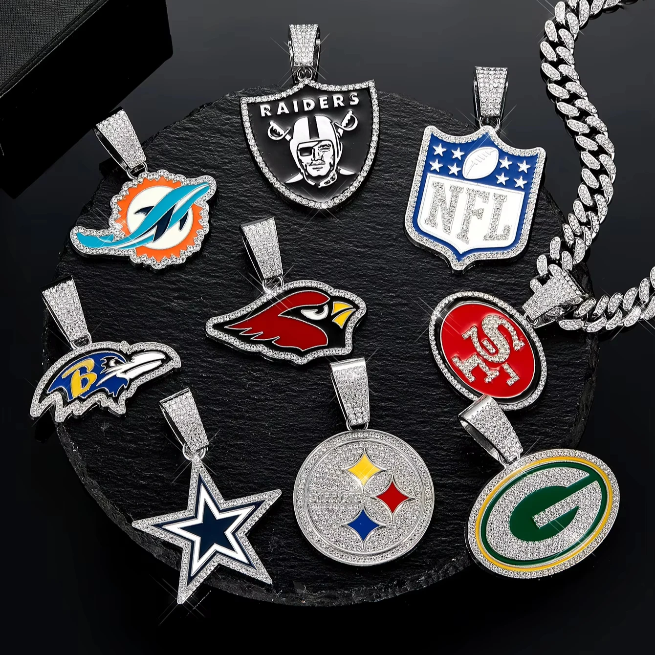 2024 NFL Sports Logo Dripping Oil Pendant Necklace Rugby Ball Pendant Sport Team Fans Wearing Cuban Chain Jewelry for Gift