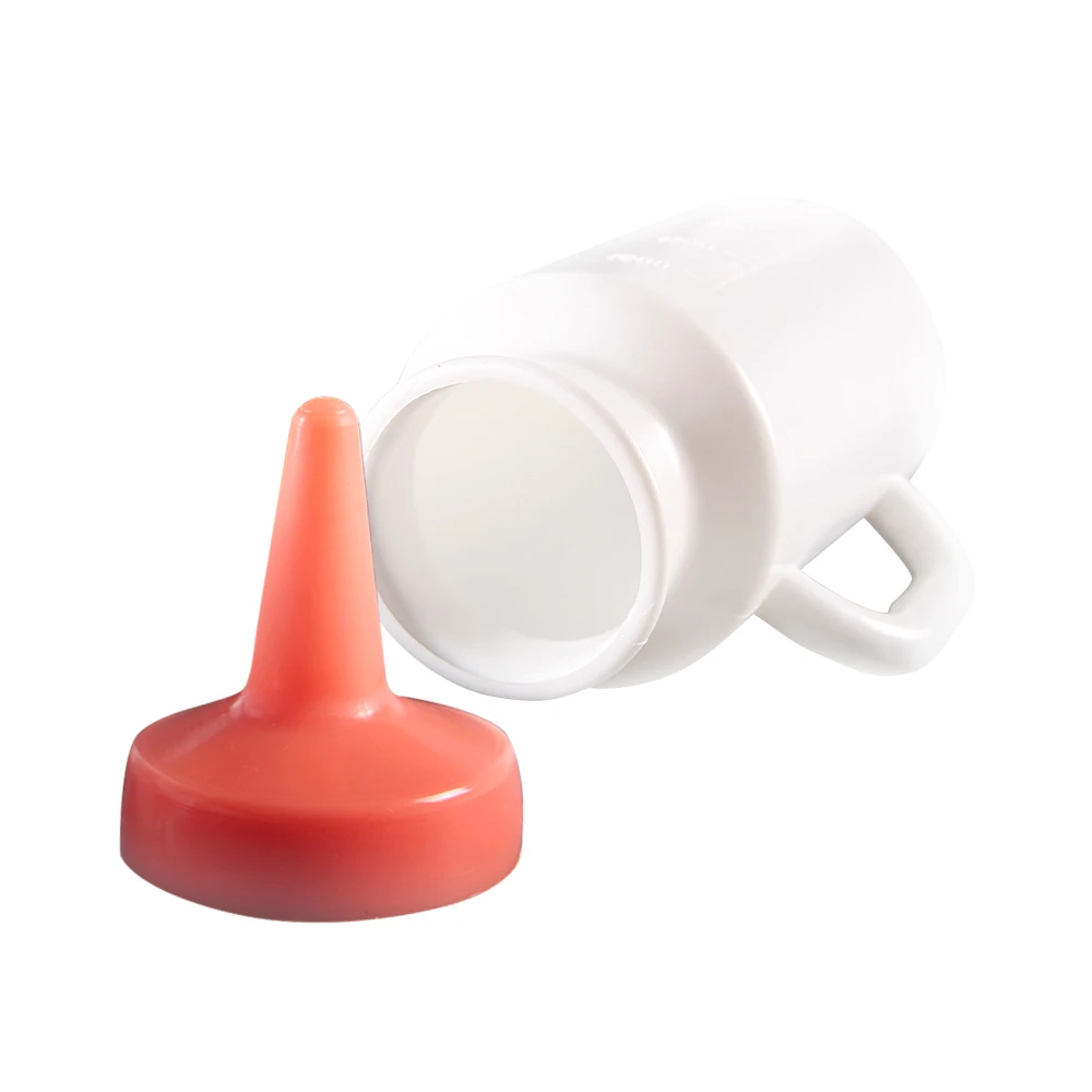 Plastic Milk Bottle For Cow Cattle Calf Goat Sheep 1.6 L Feeding Bucket Bottle With Nipple