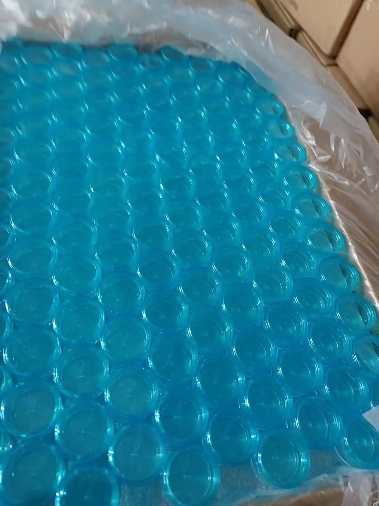 empty 3g/5g transparent plastic cosmetic sample jars with colored lids