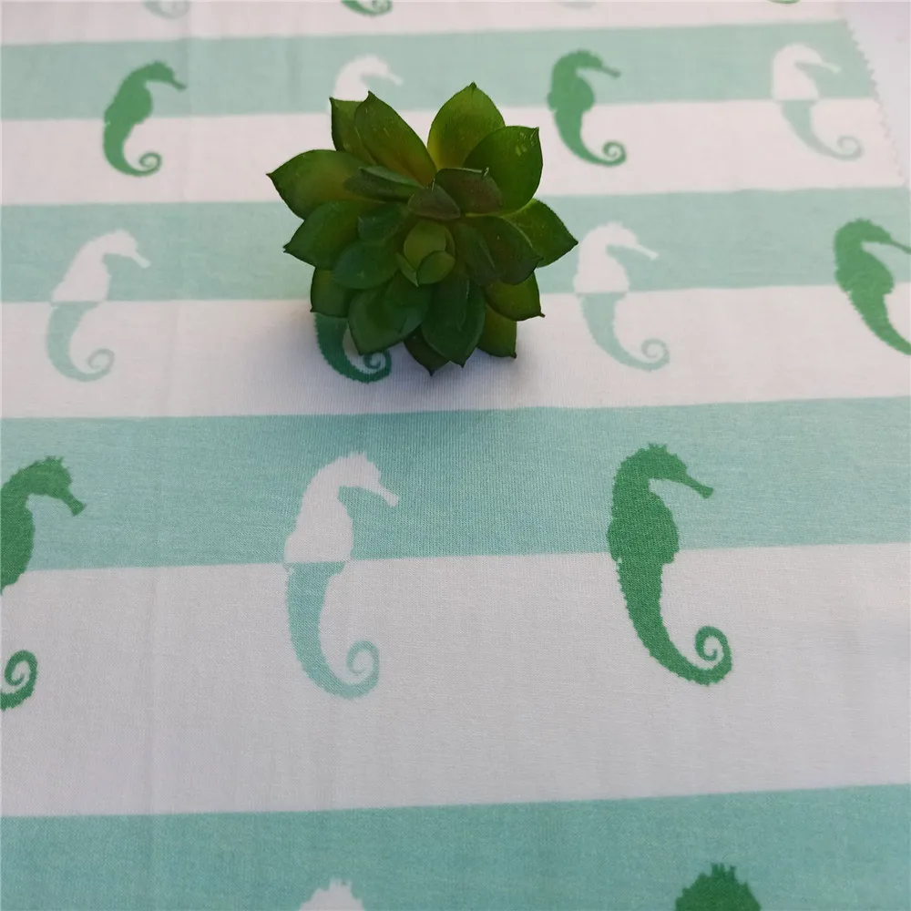 Оптовая продажа 100% вискозная ткань с маленьким цветочным принтом для рубашек и платьев