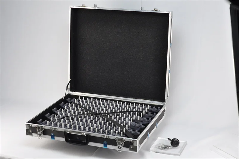 Golddeer portable roadblock spike strip system retractable tyre killer stinger road spikes with Aluminum case