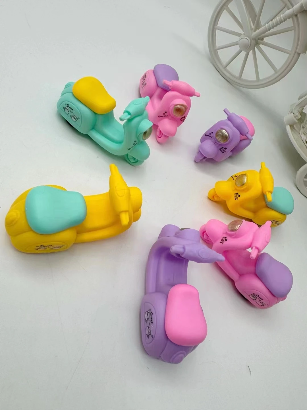 Mini Car Set Pull Back Car Motorcycle Toys Fun Toys Chinese for Kids Display Box Unisex ABS Kawasaki Motorcycle 1:64