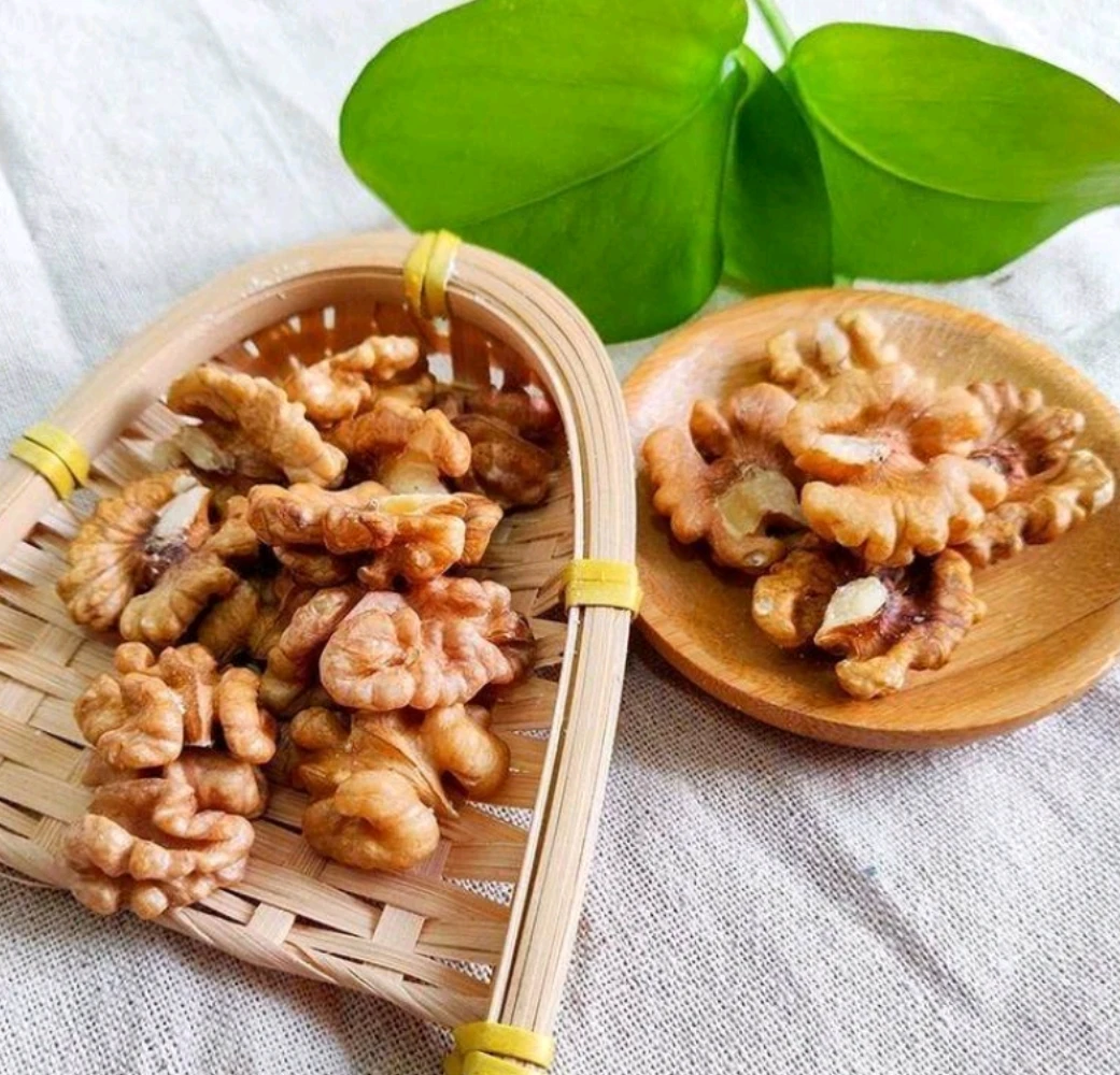 Chinese Nuts Walnut Inshell Manufacturer supply Dry Fruit Price of 185 paper skin walnuts