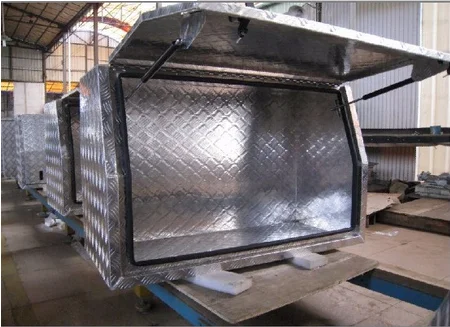 OEM Custom Bending Sheet Metal Fabrication Lockable Stainless Steel Aluminum Tool Storage Box Waterproof Truck Toolbox