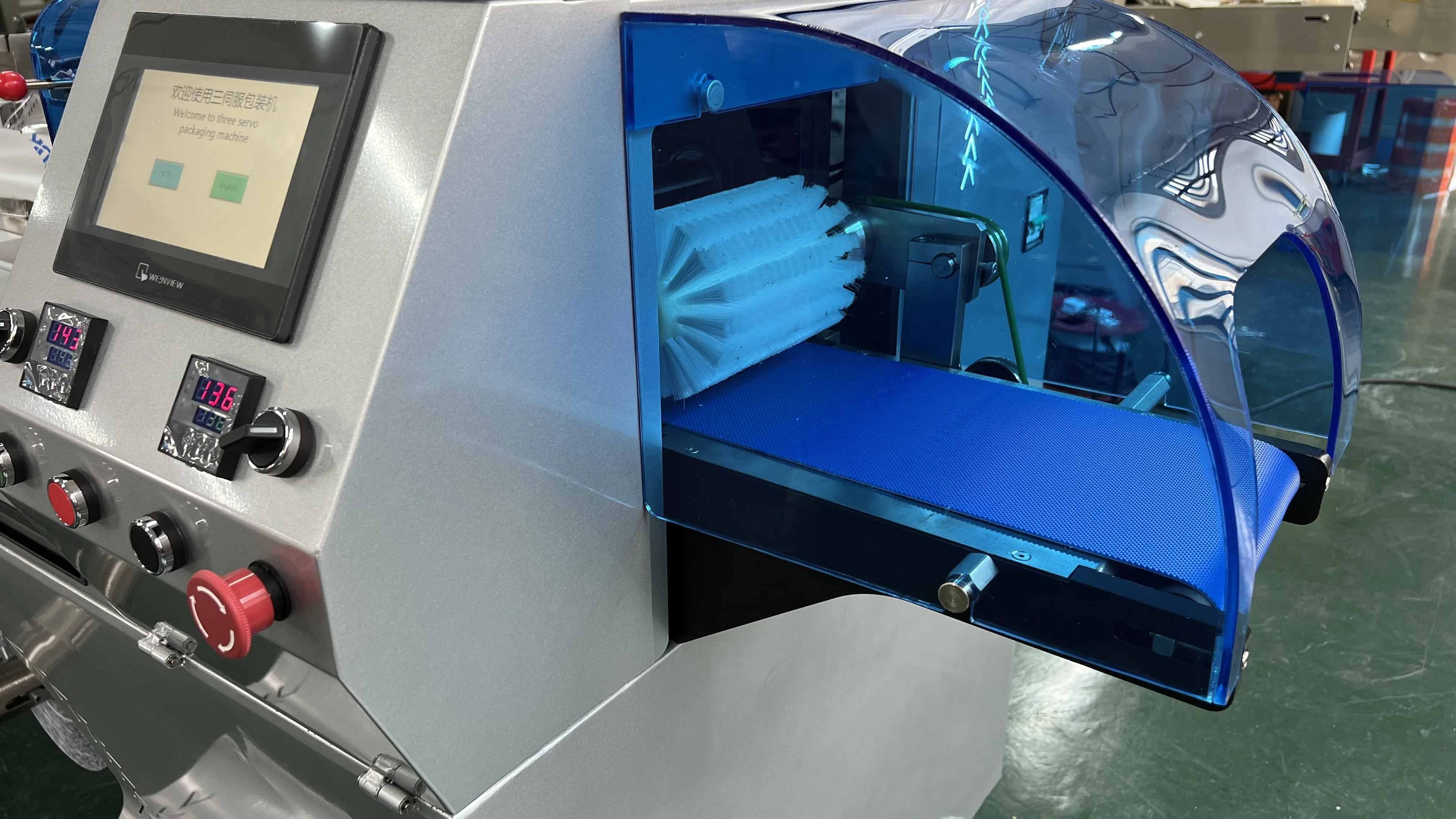 Automatic Pillow Type Cotton Swab Gauze Wet Tissue Flow Packing Machine