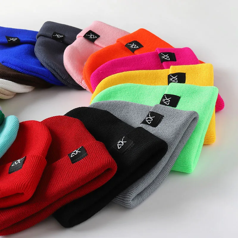 Wholesale Custom Embroidery Logo Knitted Winter Hats Graphic Unisex Beanie