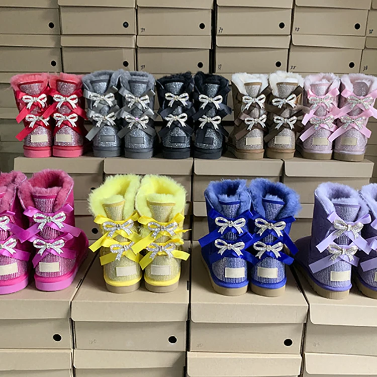 Wholesale Fashion Winter Warm Indoor Snow Sheep Fur Lined Rhinestone Sheepskin Glitter Boots with Bows