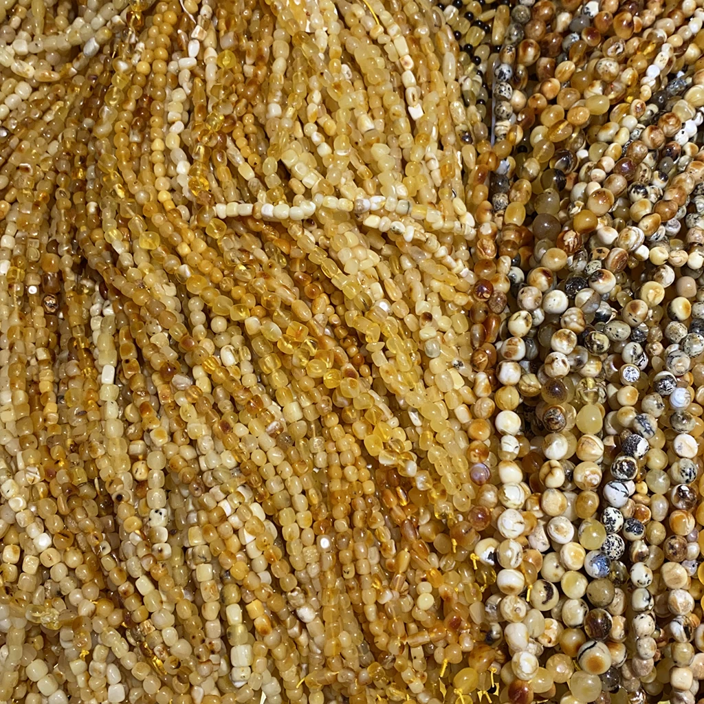 Cheap necklace made of natural raw Baltic amber stone for amber jewelry