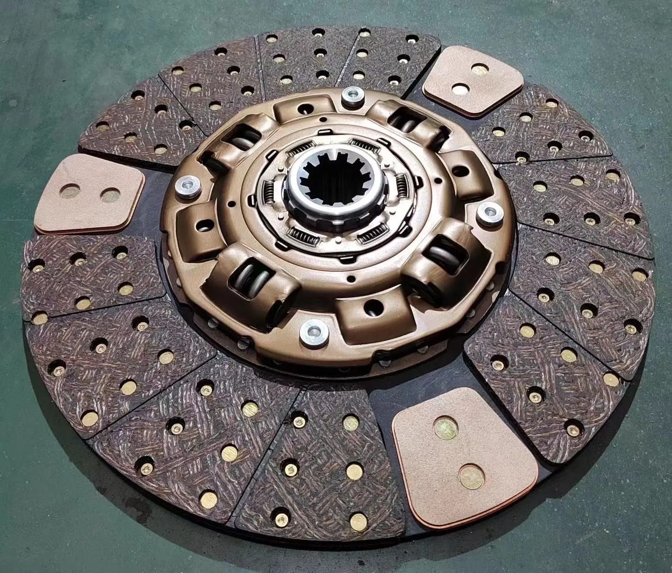 Good performance customized clutch disc plate 829053 manufacturer