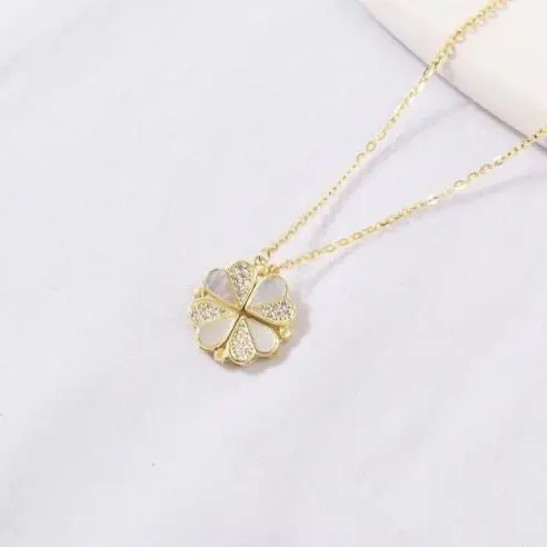 Fashion Jewelry Magnetic design four-leaf clover pendant Gold-plated stainless steel jewelry
