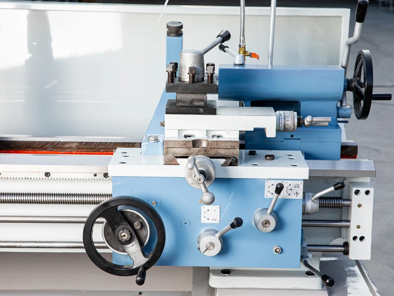 LCM410 1500M  manual horizontal used heavy duty lathe machine showroom/manual sieg lathe manual lathe price