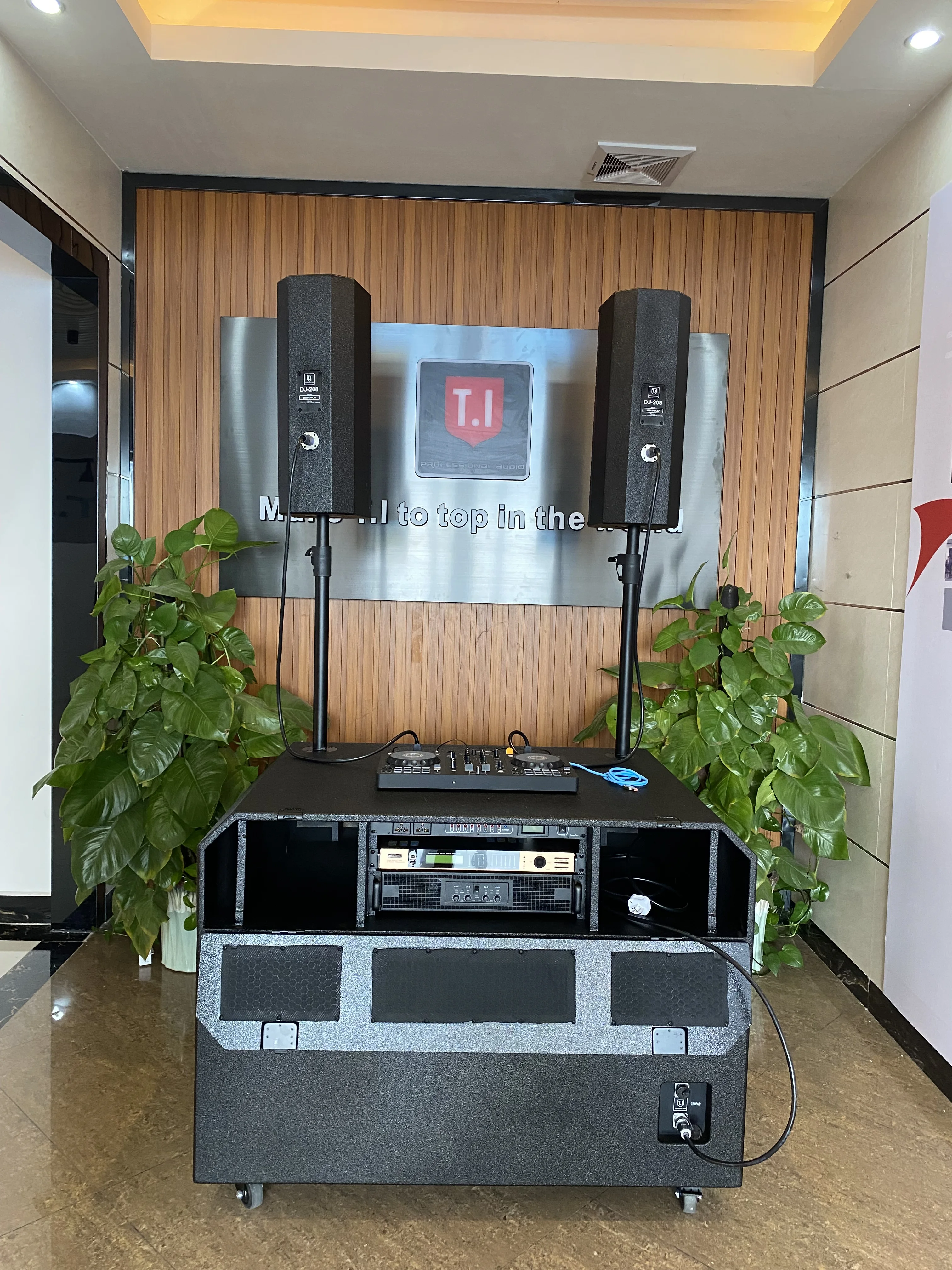 Mobile DJ Sound Set System professional dual 8 inch tops with 18' sub-bass audio speakers for show