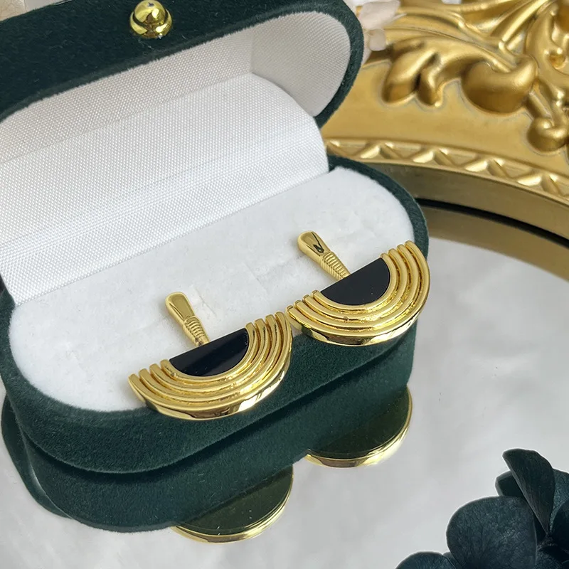 Design sense Egyptian style earrings black agate fashionable and exquisite jewelry