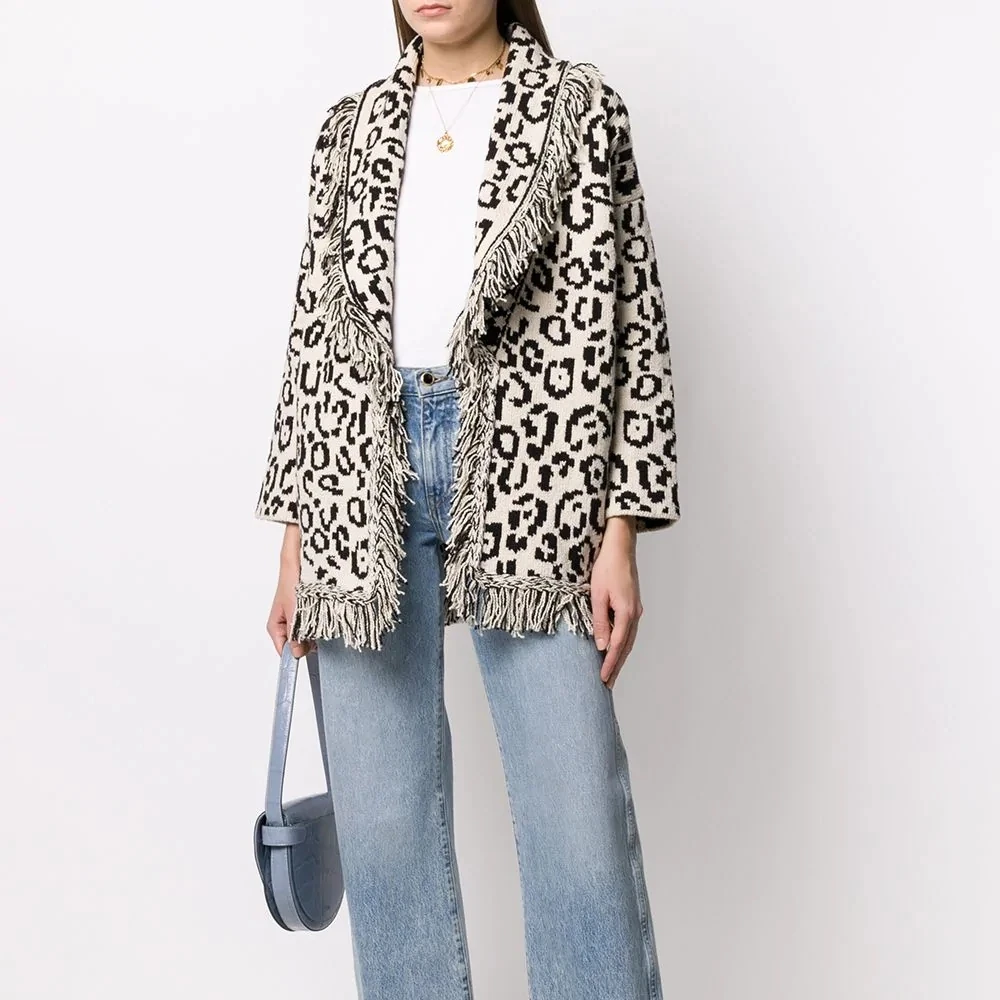 Новый продукт RTS для осени и зимы, оптовая продажа, модный кардиган с длинными рукавами из смесовой шерсти с леопардовым принтом и кисточками, свитер