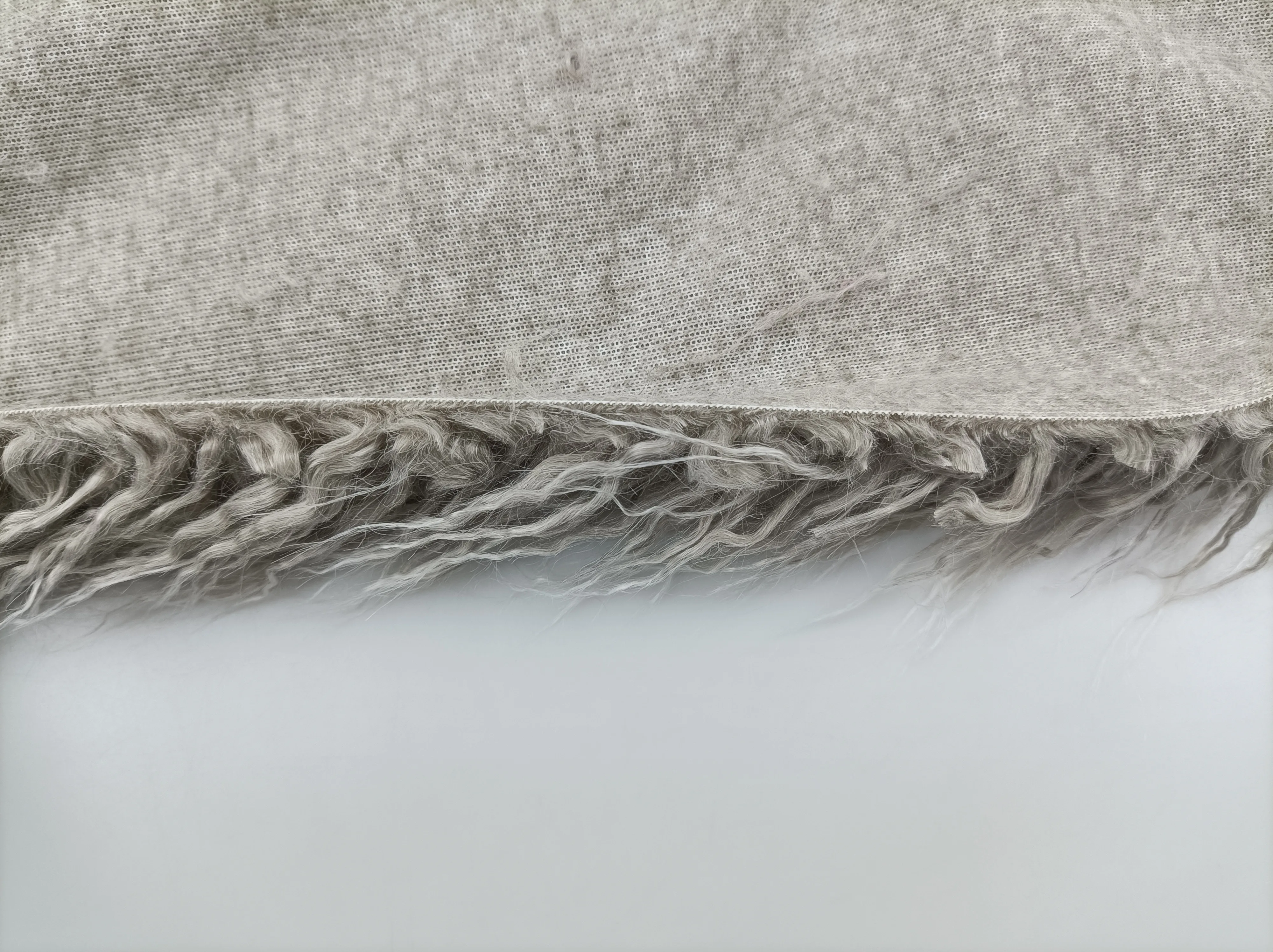 High Pile Mix Mongolian Sheep Faux Fur Fabric Luxurious for Garment/Hometextile/Toys