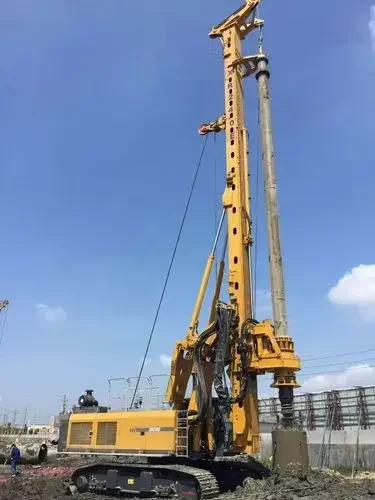Распродажа гидравлическая буровая установка серии XR150D CFA мощностью 150 кВт с максимальной глубиной бурения 20 м
