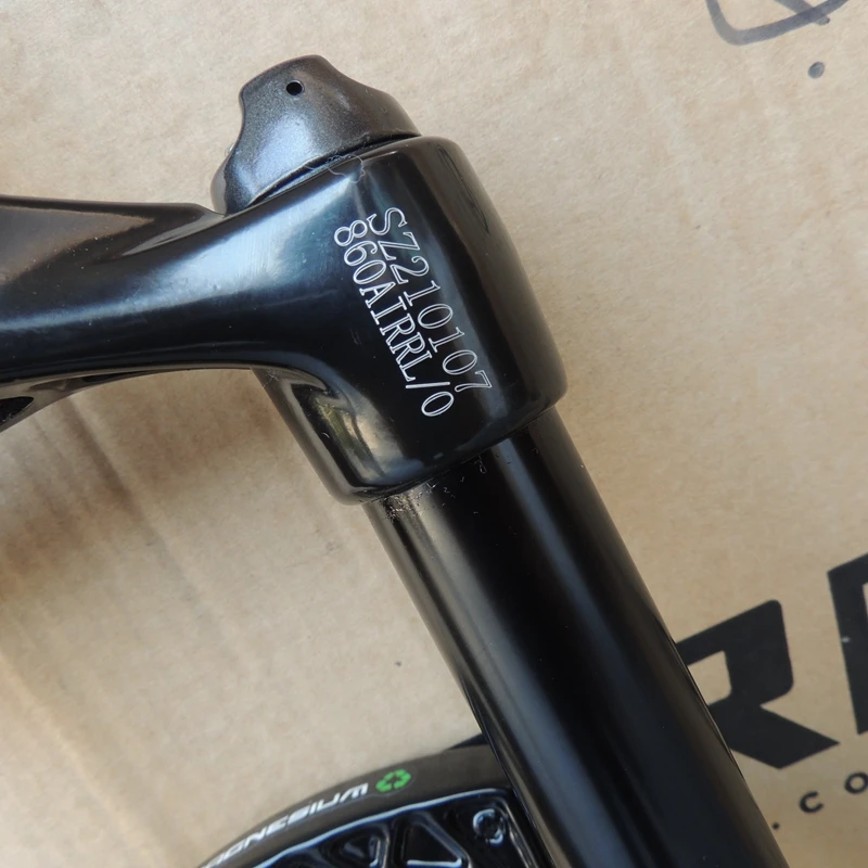 TAOZIK  VAXA 27.5 Air suspension Remote Lock On Mtb bicycle Fork