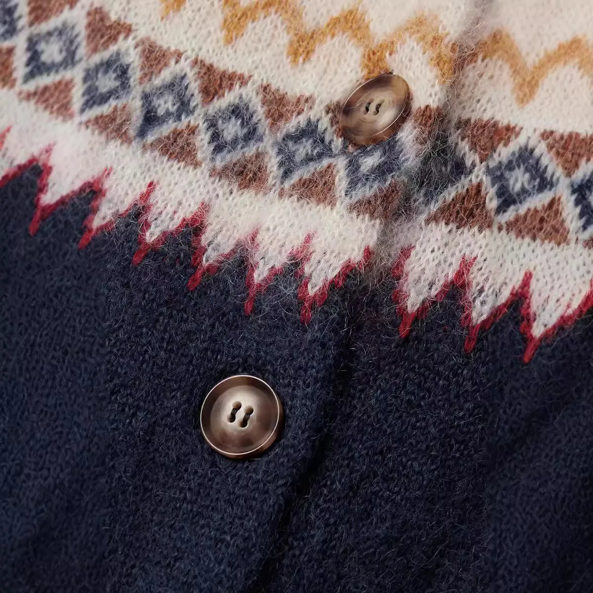 Custom oem&odm winter crew neck thick jacquard intarsia knit women icelandic wool sweater pullover