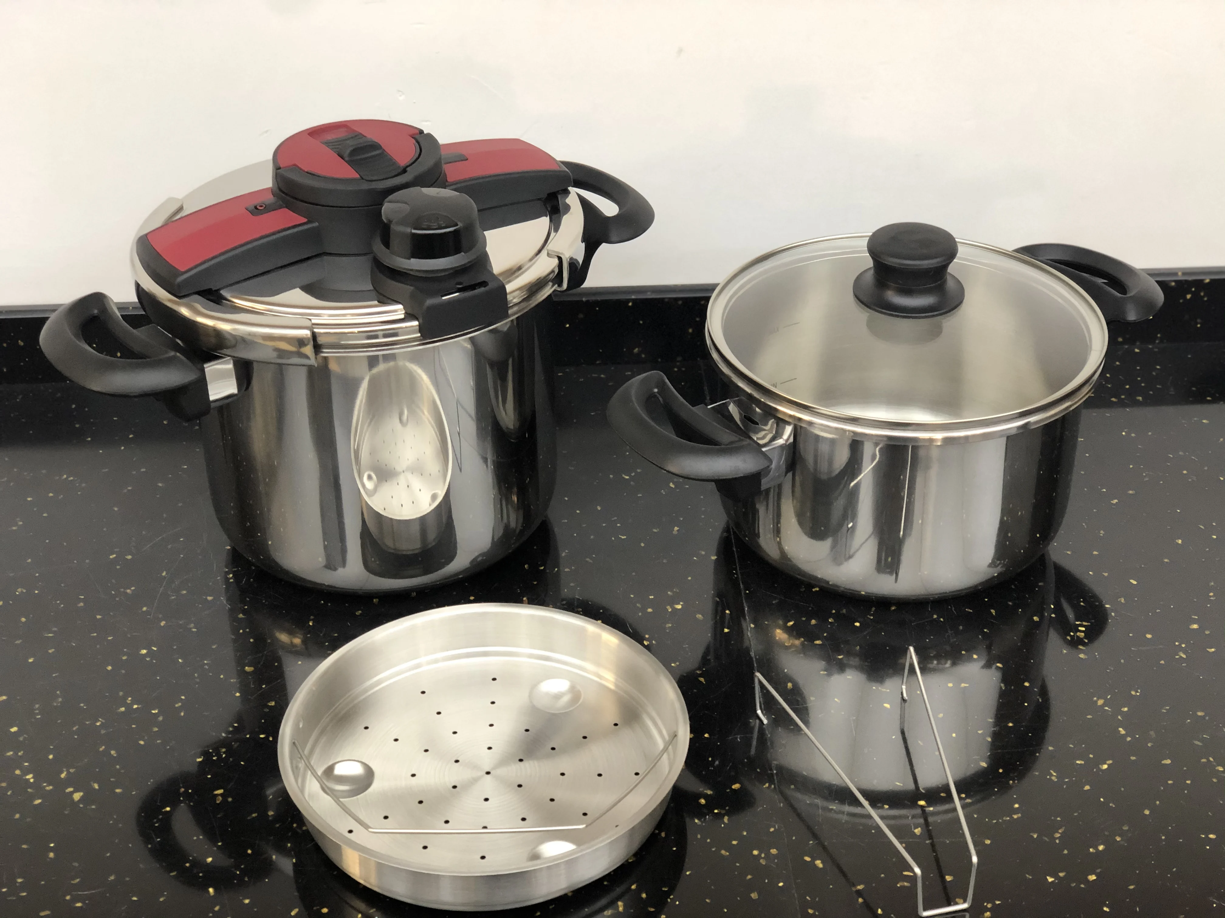 Good quality tefal  pressure cooker stainless steel high pressure cooker silver pressure pots can use gas, induction.