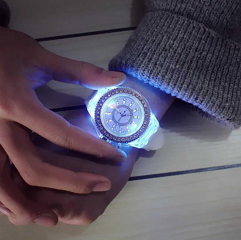 Уникальные светящиеся Детские часы из силикагеля мужские и женские спортивные кварцевые часы