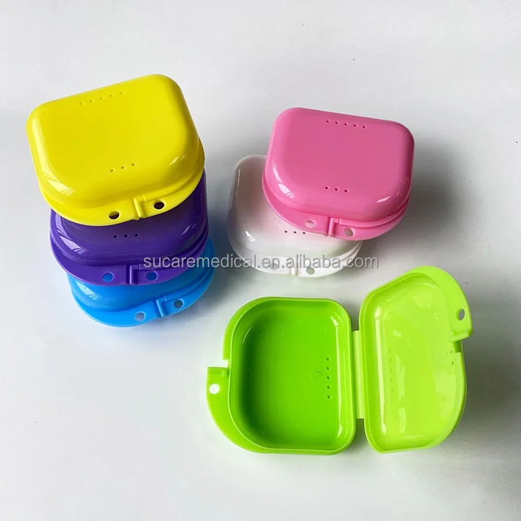 Plastic Colorful Orthodontic Aligner Brace Box Portable Dental Retainer Case