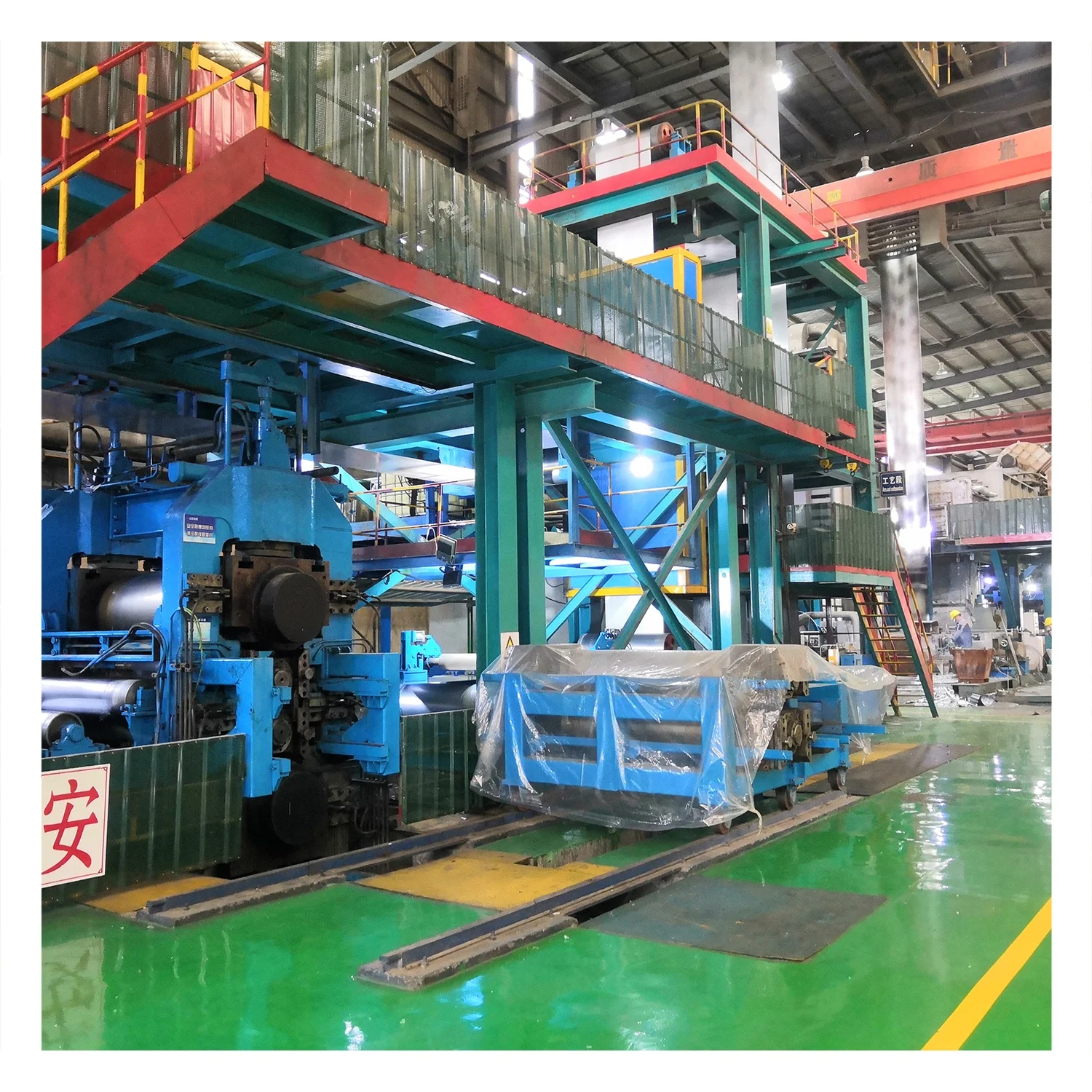 Continuous hot dip galvanizing line with horizontal annealing furnace