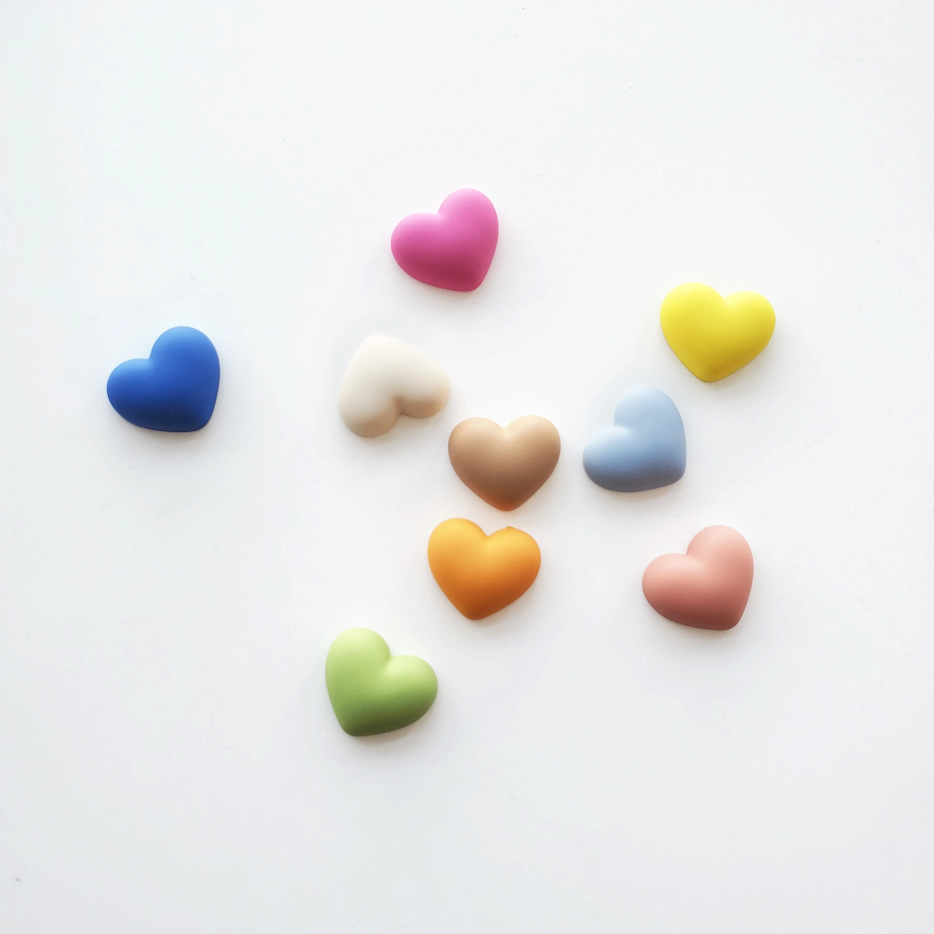 Acrylic Half Hole Rubber Love Beads Flat Bot Heart Shaped Beaded Bracelets Loose Beads For Handmade Jewelry Making