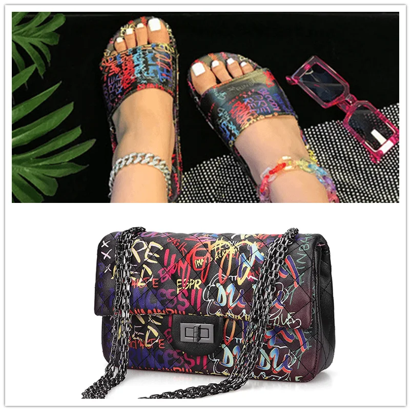 Hot sale lady beach rhinestone diamond fur sandal Shoes Slippers womens flat casual slide platform 2021 fur slides