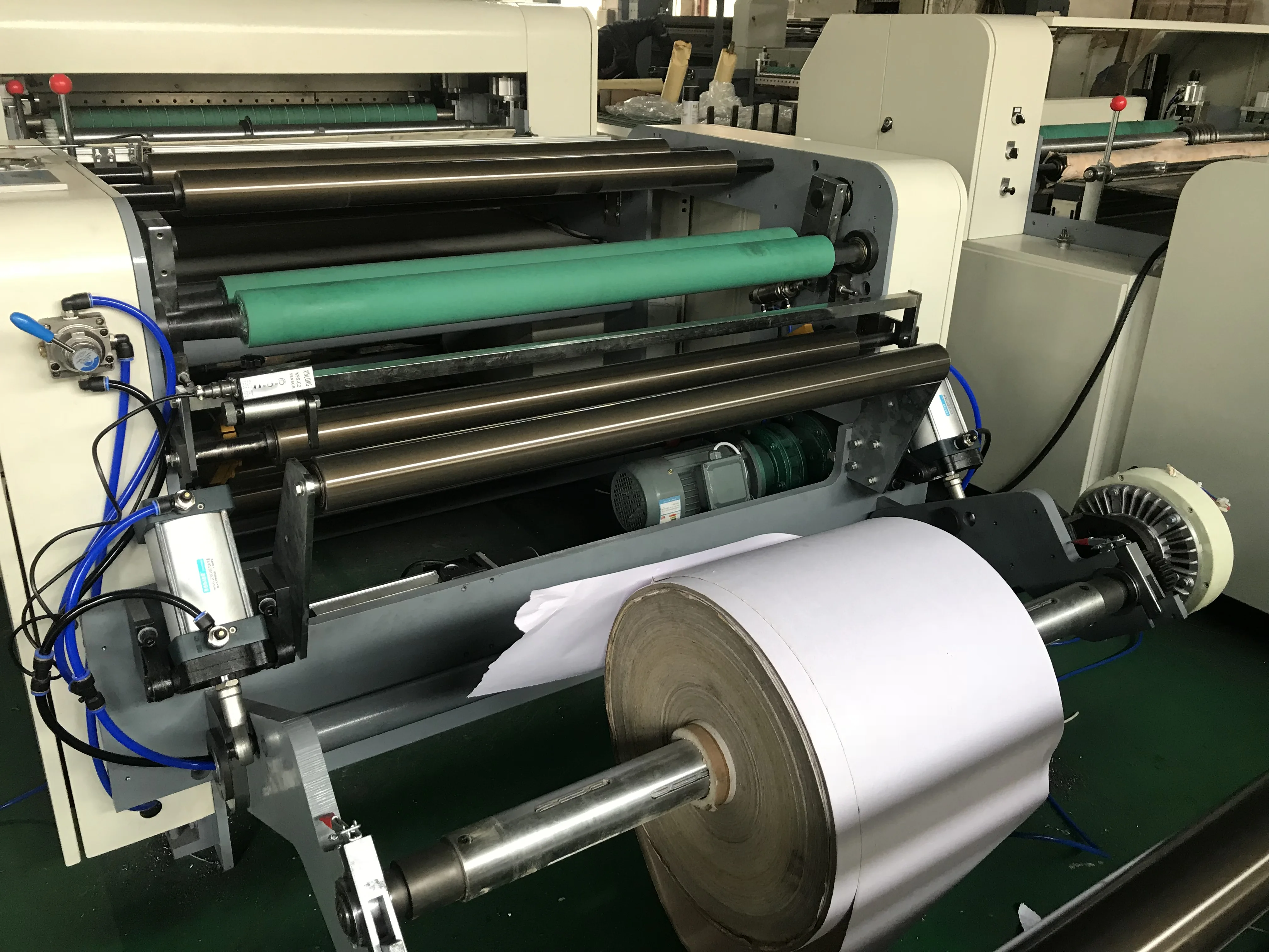 
YSH-1100B hot product high speed Confetti A4 paper sheet cutting machine for sale 