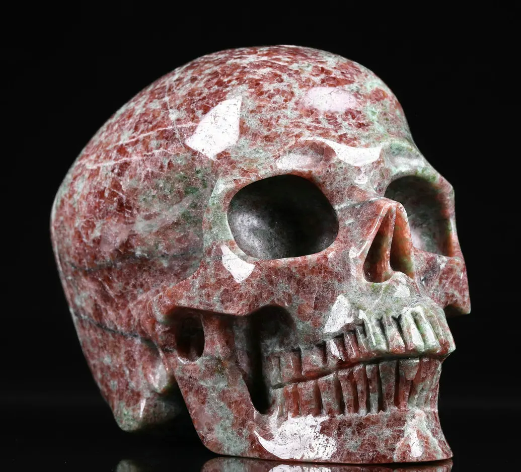 5.0 inch Garnet Crystal Healing stones Crystal Skulls Carved for Crystal Crafts