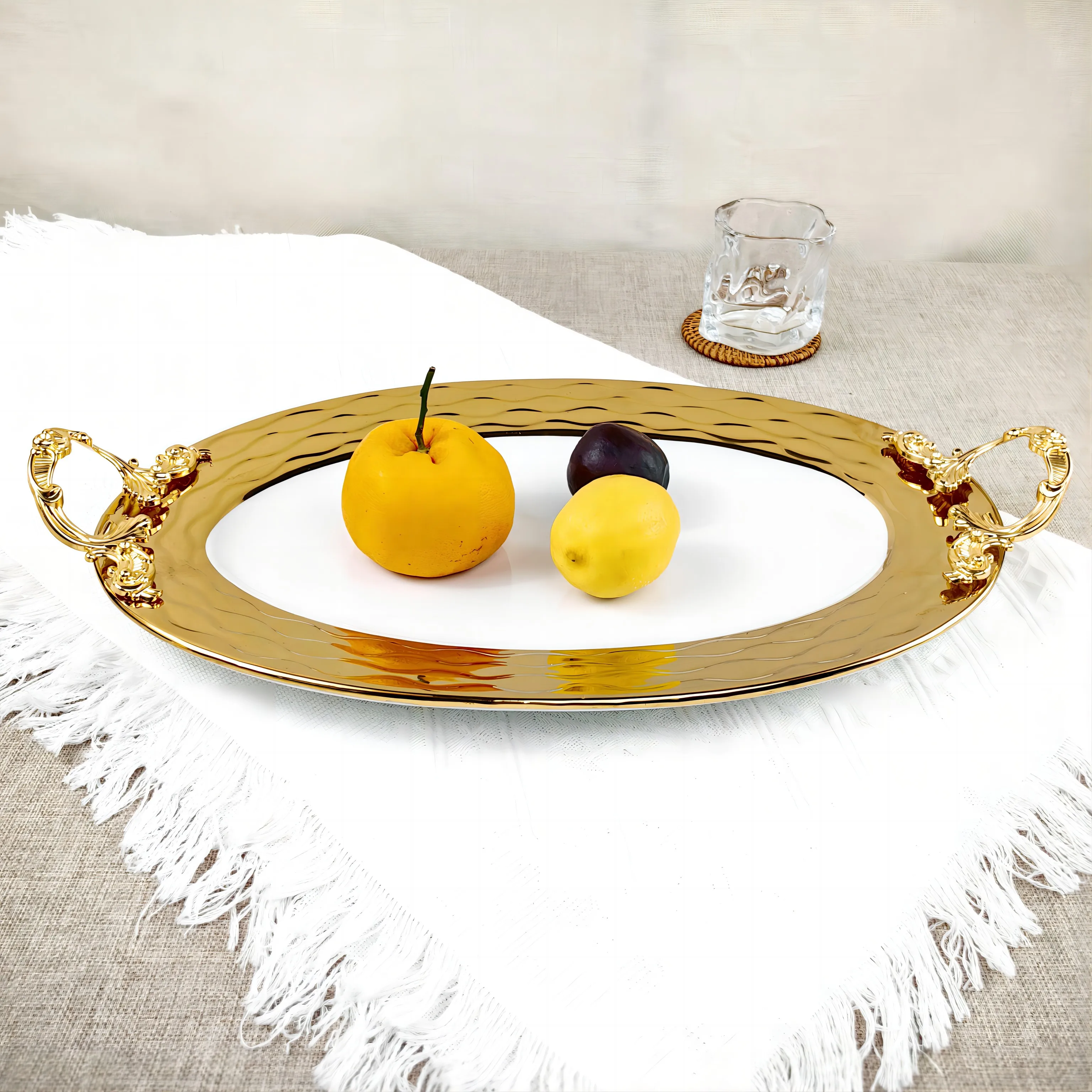 Custom factory wholesale high quality banquet luxury binaural prismatic design gold border dessert cake ceramic plate