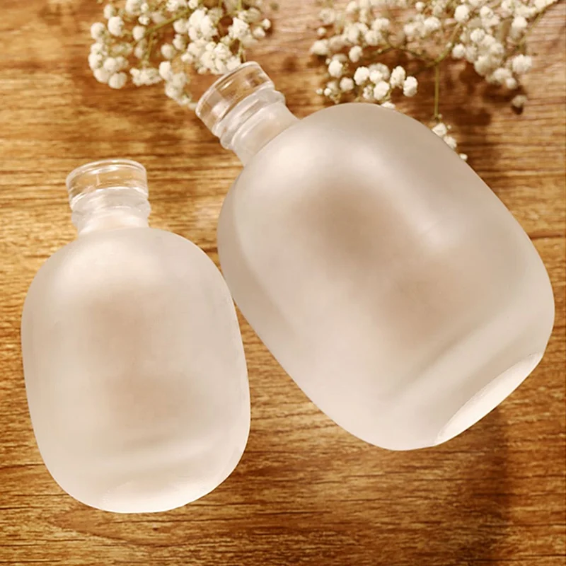 Ru Star Factory Supply Round Clear Frosted 100ml 250ml 500ml Glass Wine Bottle With Stopper