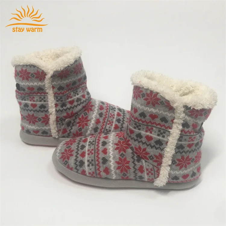 Winter Heated Footwear Christmas Design Battery Foot Heated Boots With Heating Pad