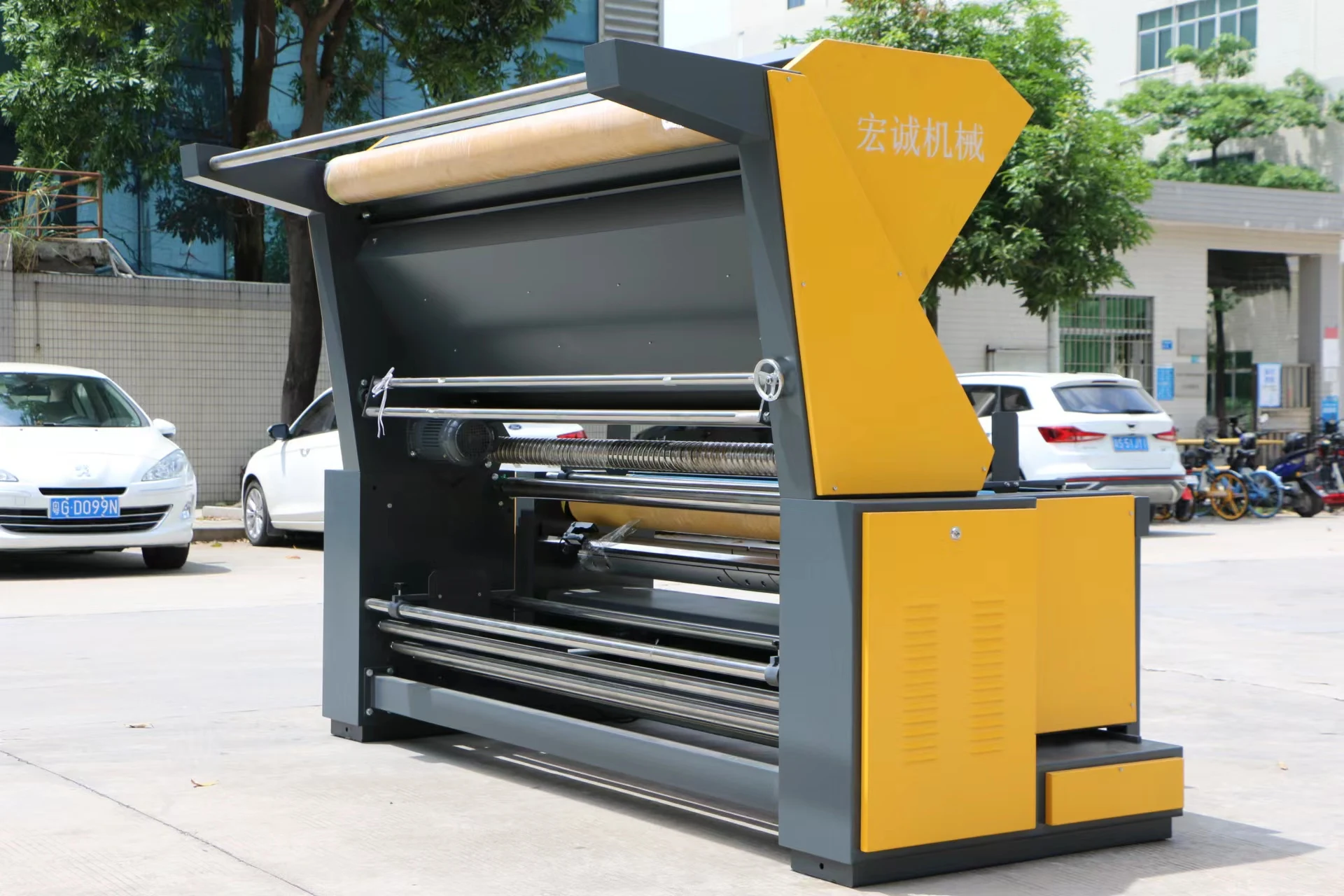 1800mm-3600mm Roll to Roll Fabric Relaxing Folding Machine for Sale