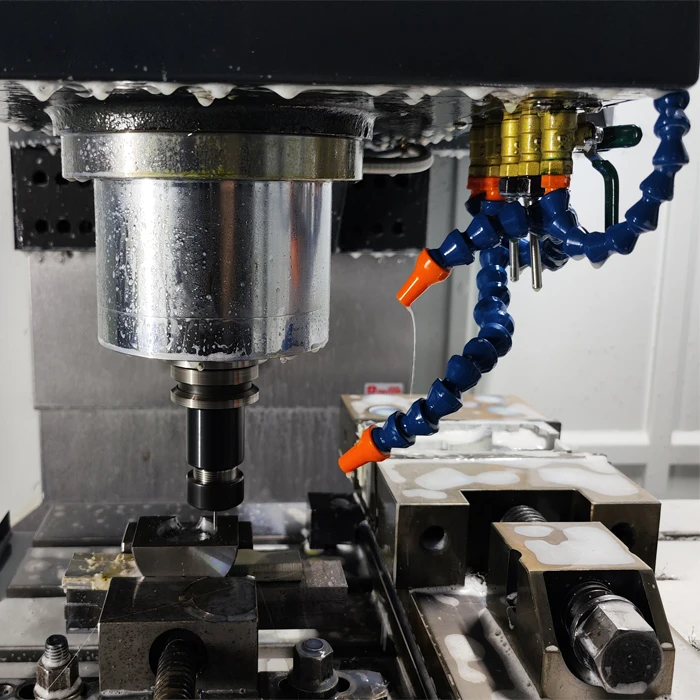 3-осевой станок с ЧПУ для обработки деталей из алюминиевого сплава нержавеющей стали