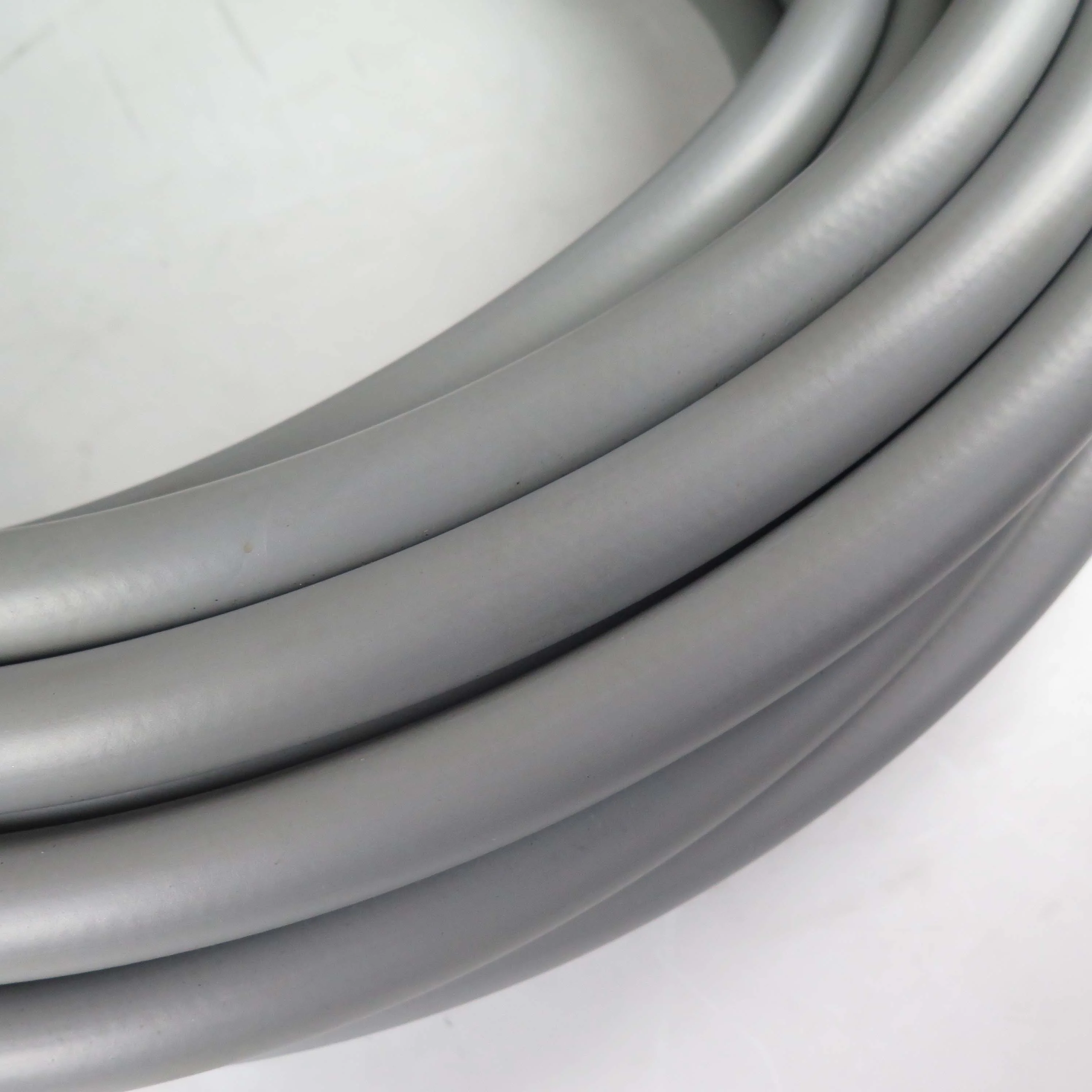 High Temperature Resistance Customized Wrap Surface Gray 5/8 Inch Urea Solution Def Car Scr Hose