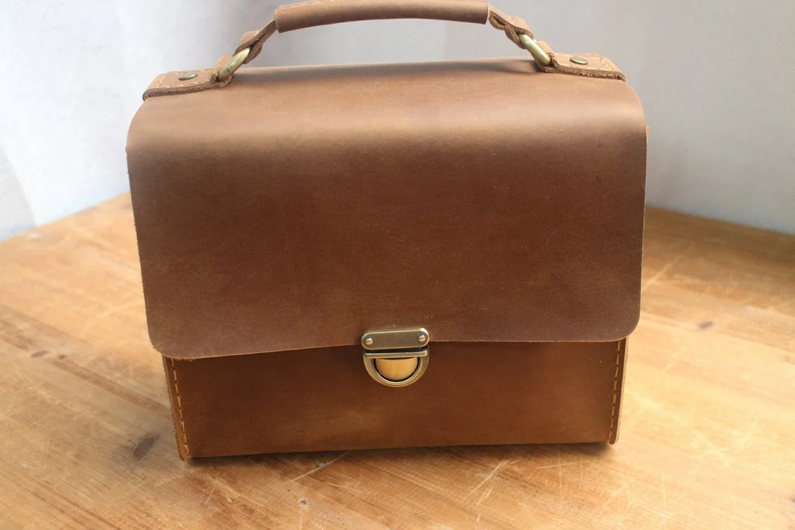 Handmade Distress Leather Camera Case Classic Camera Travel Camera Adventure Bag Small Pockets Carry Photography Bag