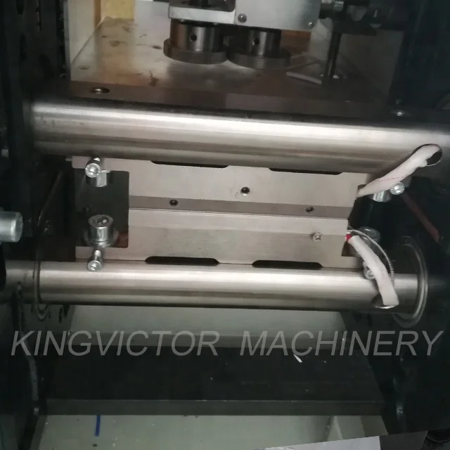 Automatic pouch packing machine for scourer small bags