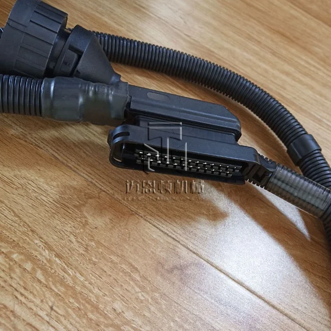 L Interconnect.ca Origina ble EC140 D4D TCD2012 L04 2 В TD2012 BF4M2012 BF4M1013C BF6M1013 04213152 04213153 20585159