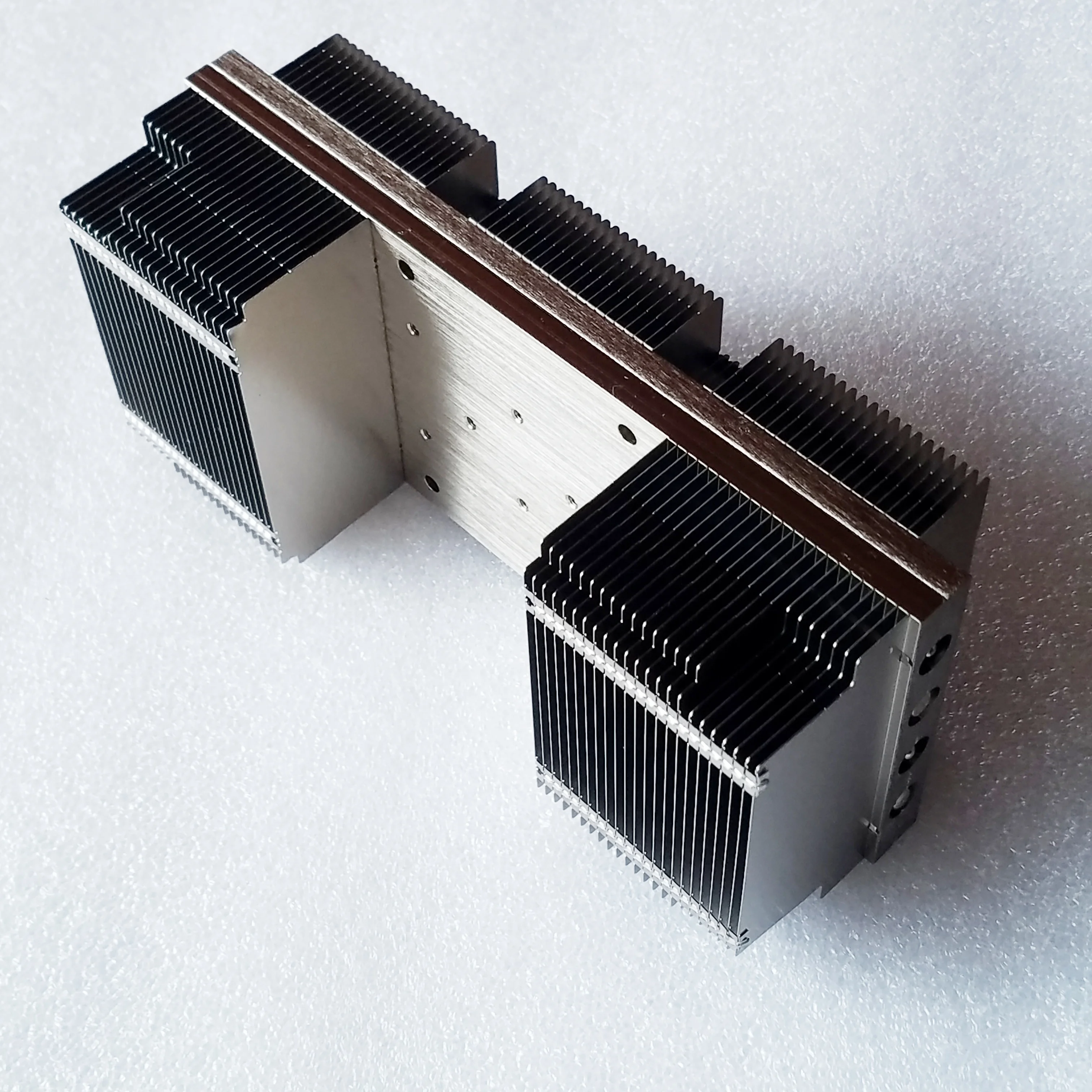 Nickel Plating Surface Treatment and Heatpipes Type LED Heat sink