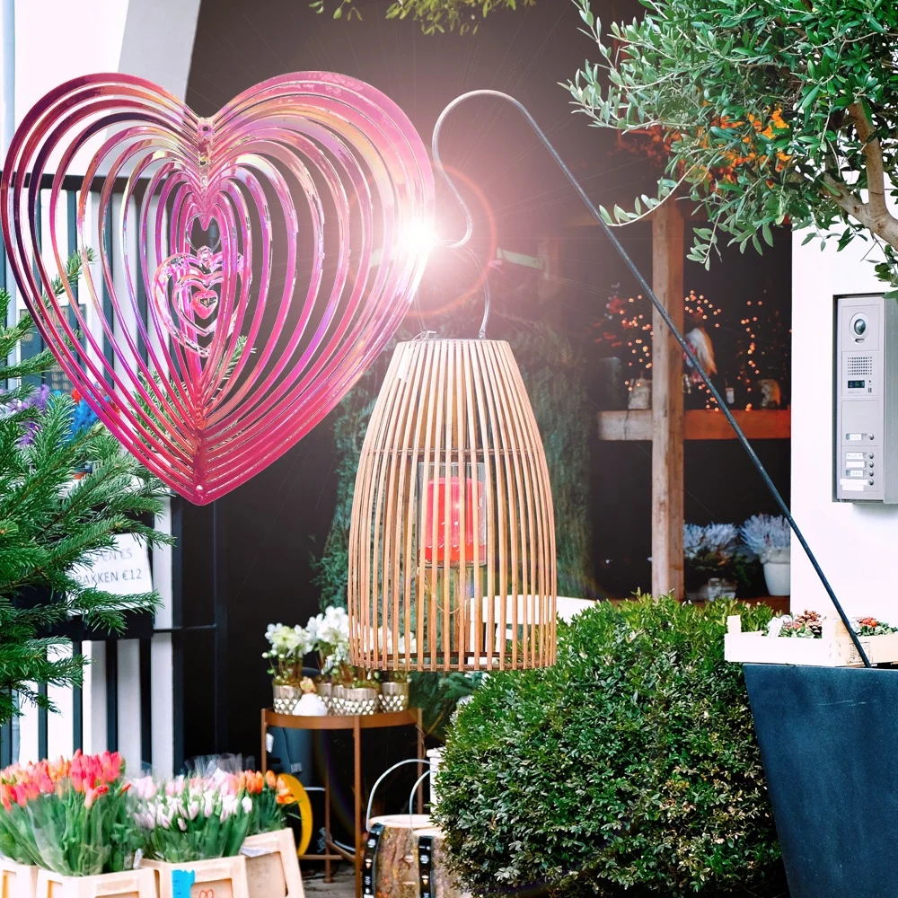 Heart-shaped love Hanging plastic reflective Wind Spinner For Home Garden yard Decoration bird scare